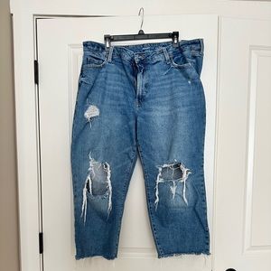 Old Navy OG straight high rise crop.